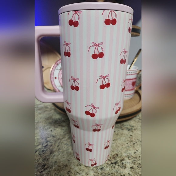 NWT HydroJug "SWEET CHERRY" 40oz Traveler - Picture 4 of 7